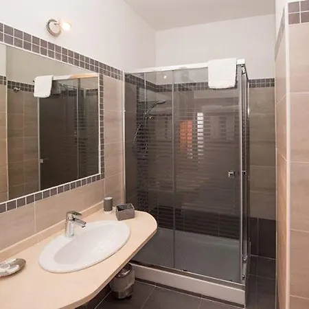 فندق مبيت وإفطار Maison 3g 3*